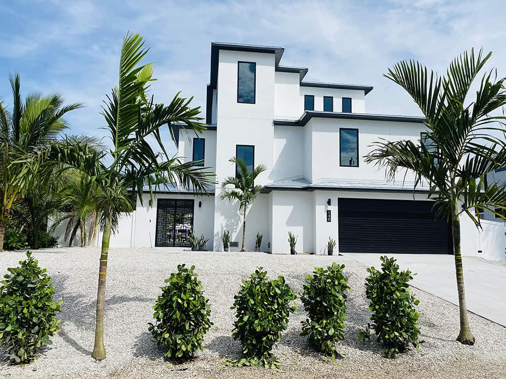 Coastal Contemporary in Terra Ceia